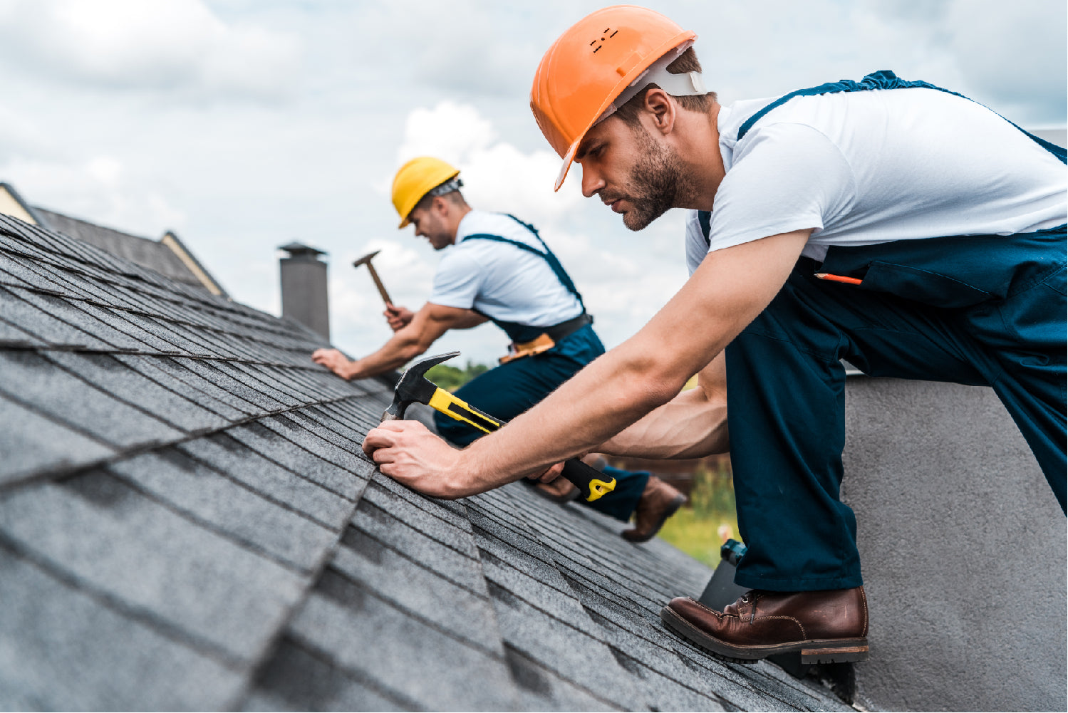 8 Ways to Save Money on a New Roof